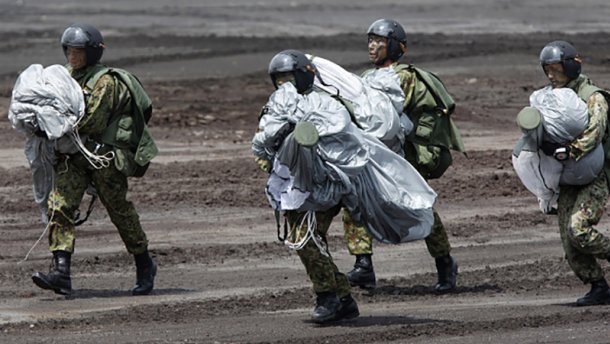Генштаб ЗСУ відреагував на інформацію про загибель військових-парашутистів