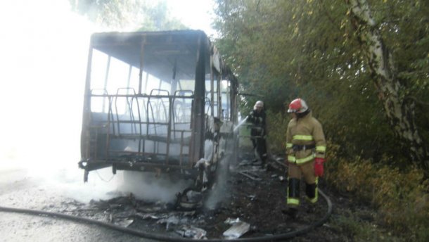 Маршрутка вщент згоріла на Київщині