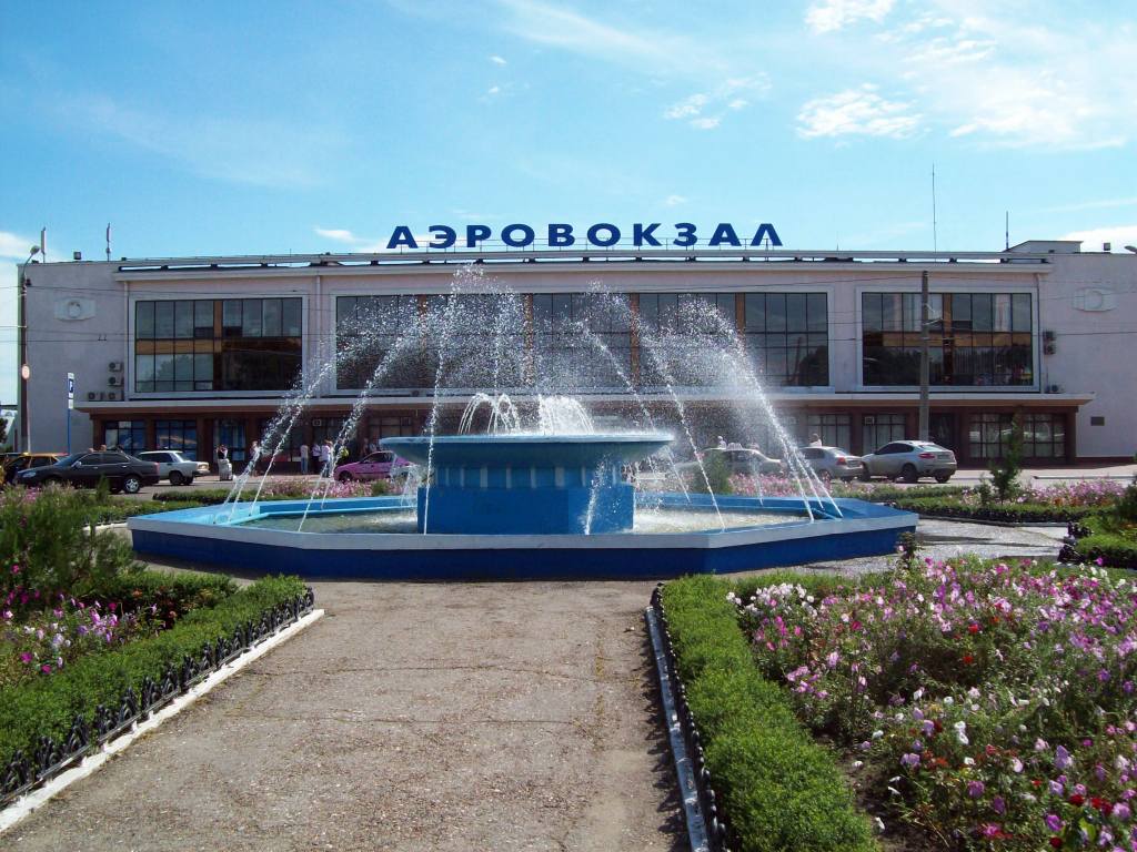 Я не я, і хата не моя: в аеропорту Одеси затримали росіянина з підробленим паспортом