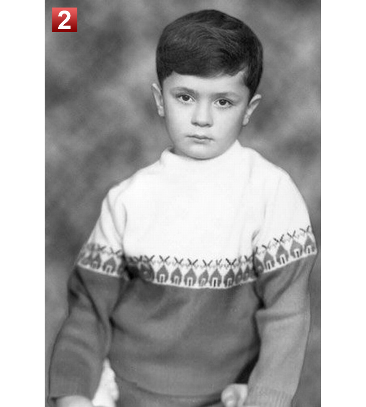 Медведев в детстве фото