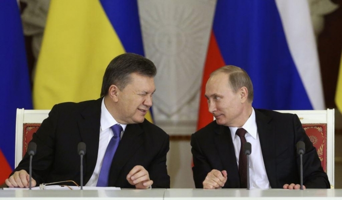 Янукович визнав, що просив Путіна ввести війська