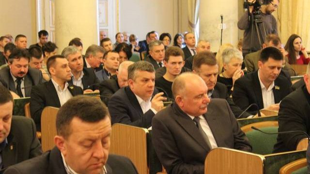 Львівські депутати відмовились від їжі