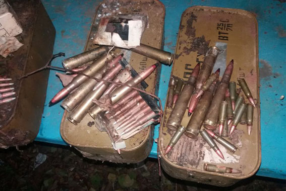У Донецькій області поліція виявила схованку з боєприпасами