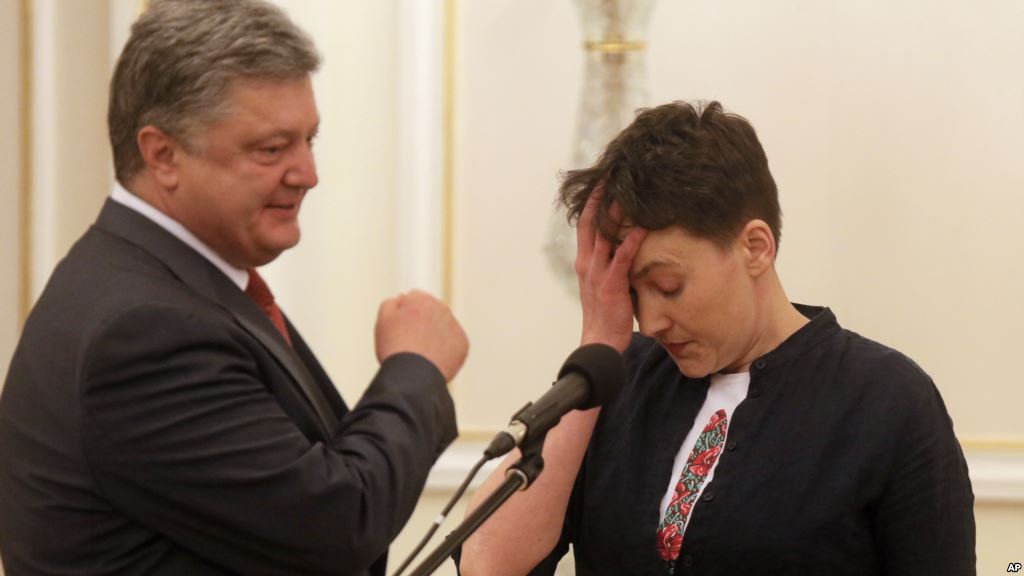 Порошенко різко відреагував на вибрики Савченко з терористами (ВІДЕО)