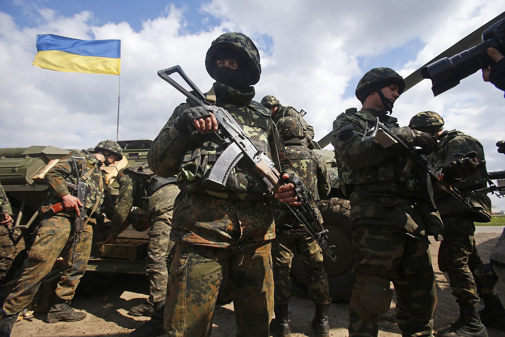 Служили в українській армії: стало відомо про смертельний конфлікт іноземців у зоні АТО
