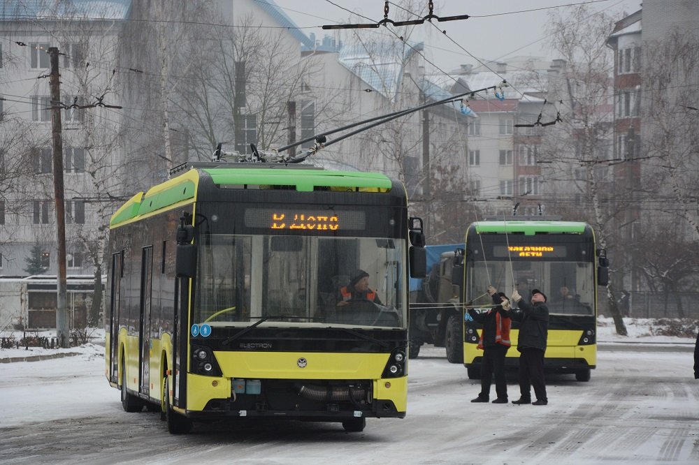 У львівських тролейбусах  запровадять безготівкову форму розрахунку за проїзд