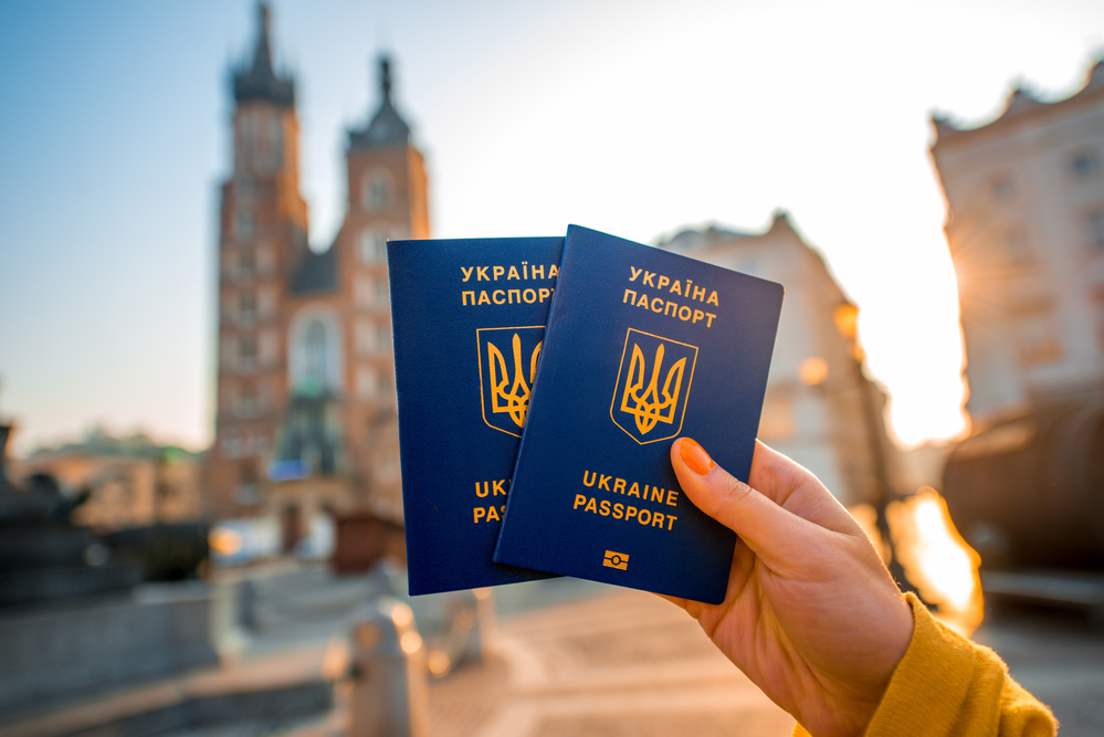Такого не очікував ніхто: з’ясувалося, в скільки країн українці зможуть поїхати без віз