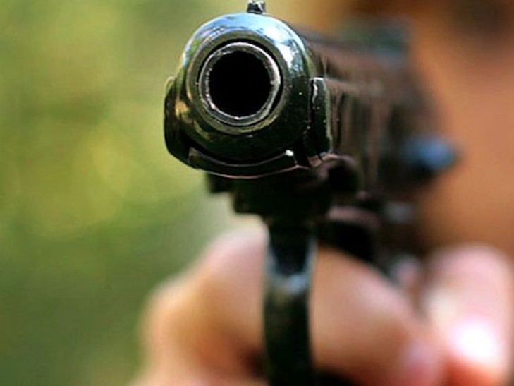 Сусідські війни: В Черкасах чоловік стріляв по сусіду-дебоширу