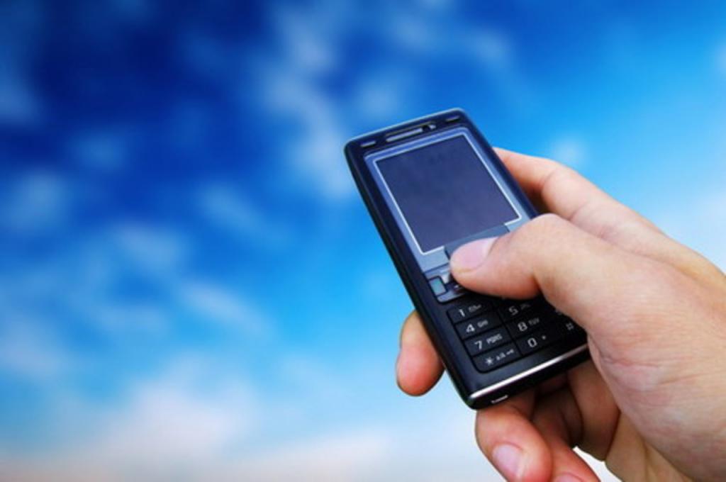 Найбільші мобільні оператори України різко змінили тарифи