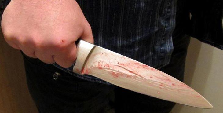 На Львівщині чоловік жорстоко понівечів тіло жінки ножем, лікарі роблять все можливе