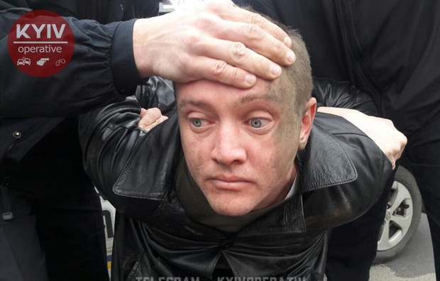 У Києві п’яний “заступник міністра” вскочив у ДТП та втік від поліцейських (ФОТО)