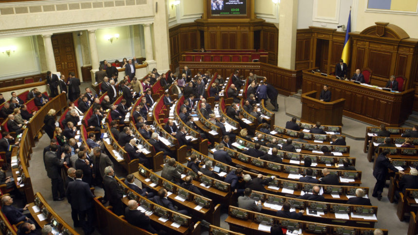 Українці приголомшені: Депутат Верховної Ради оголосила про складення повноважень