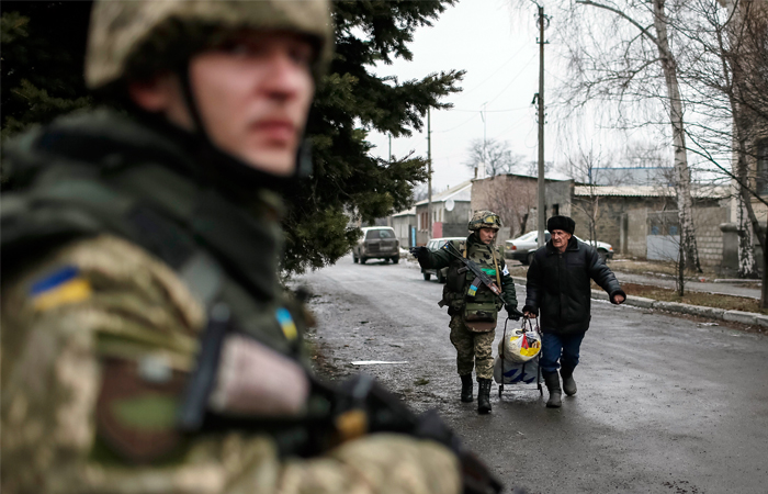 У ДНР вербують підлітків для війни з українськими військовими