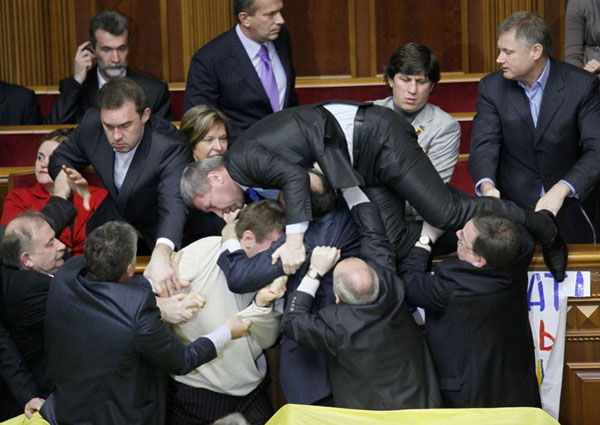 “Народні суди” – ось що чекає на українських політиків