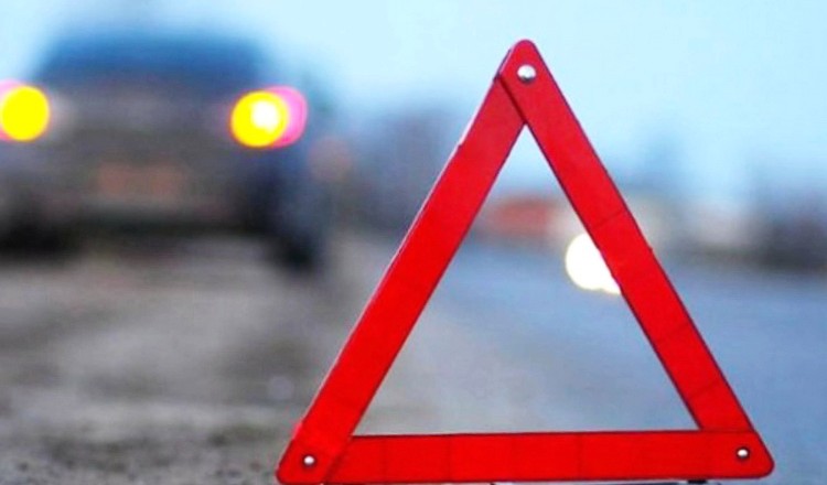 Кривава ДТП на Івано-Франківщині: перекинулись два автомобілі – є жертви