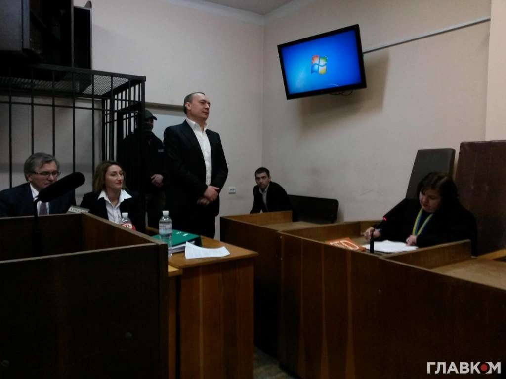 Мартиненко повернувся до зали суду: триває розгляд про відвід судді(ФОТО)