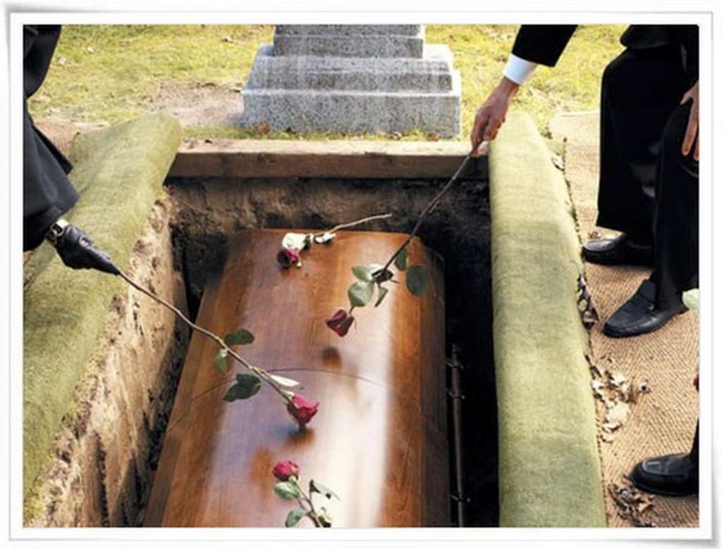 Помирати вигідно: соціальну виплату на похорон збільшили, ця сума вас точно шокує