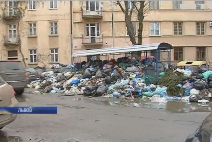 Екологічній катастрофі бути? Львівська міськрада рапортує про понад 250 неприбраних сміттєвих майданчиків