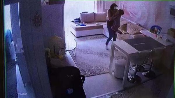 “Мастурбувала і била малюка”: в Туреччині заарештували няню-українку. Опубліковані фото (18+)