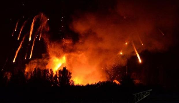 Там одні руїни залишилися!!! В Донецьку стався надмасштабний вибух, такого жахіття Україна ще точно не бачила