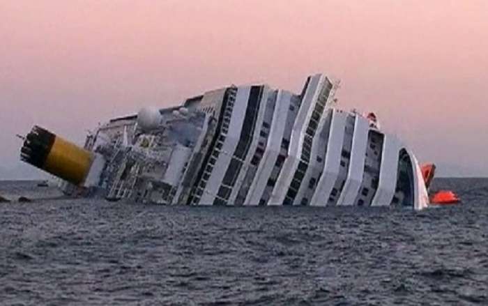 ТЕРМІНОВО!!! В Чорному морі зіткнулися два судна, є загиблі