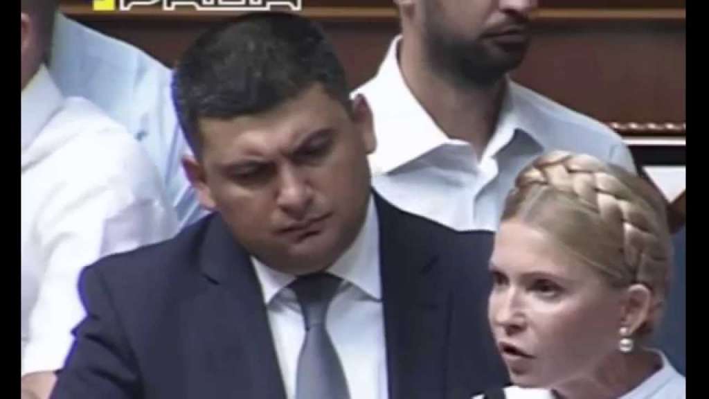 Розгромив вщент!!! Гройсман ТАКЕ сказав про Тимошенко, що впасти можна!  Тільки подивіться!