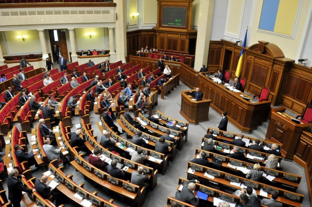 Рада прийняла новий ШОКУЮЧИЙ закон, який стосується ЖИТТЄВО ВАЖЛИВИХ питань кожного Українця! В голові не вкладається!