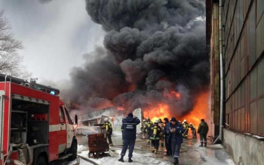 Там справжнє пекло!!!  На Харківщині надмасштабна пожежа, є постраждалі