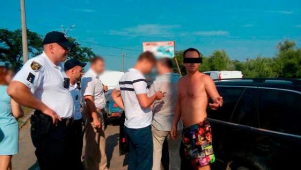 Понаїжджали… На Миколаївщині зловили іноземця, який знімав порно з дітьми
