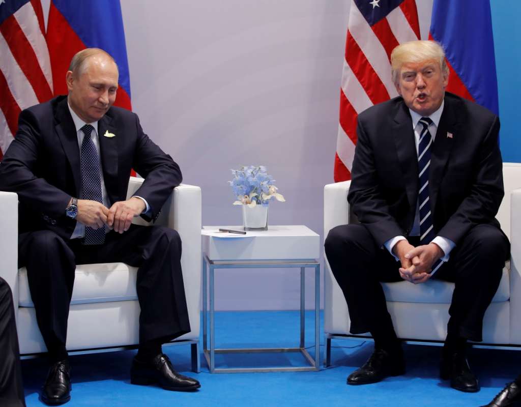 “Говорили-балакали”: Стали відомі нові приголомшливі деталі зустрічі Трампа з Путіним.