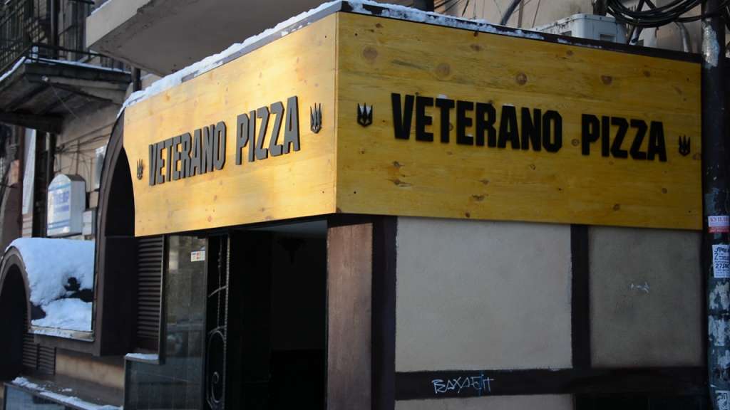 Мережа шокована: Pizza Veterano згоріла! Всі вважають, що це.. Ви будете приголомшені від подробиць