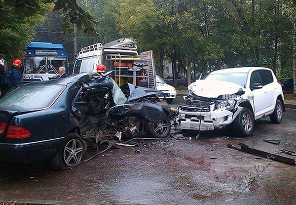 Вони були приречені… Біля Львова сталася моторошна ДТП, дві автівки зіткнулися “лоб-в-лоб”