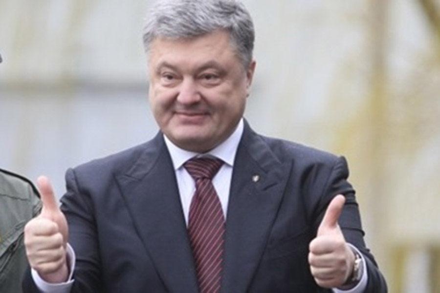 «Україна без корупції», але “кормушка” відкрита! За які такі заслуги Петро Порошенко присвоїв військове звання одіозному СБУшнику