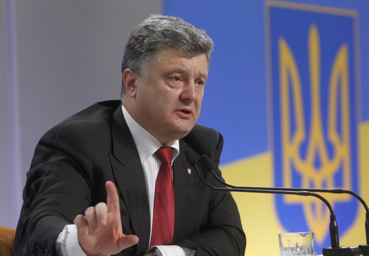 Петро Порошенко віддав розпорядження по надзвичайно важливому документу щодо Донбасу – ЗМІ оприлюднили перші шокуючі деталі