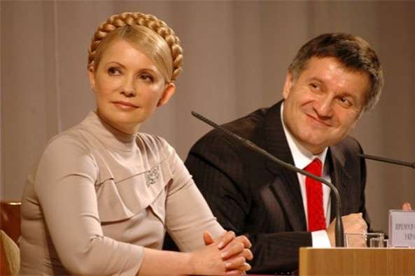Страшний сон Порошенка: Аваков готується до таємної угоди з Тимошенко. Що вони задумали?
