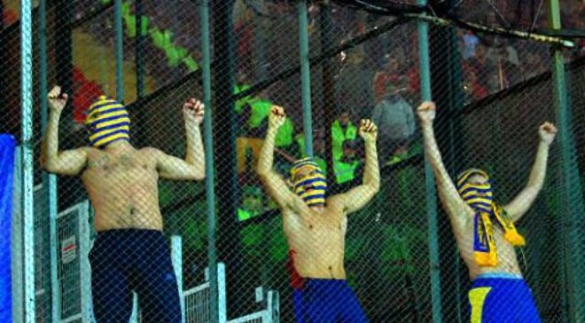 Розім’яли кісточки! Футболісти “Динамо” влаштували “махач” на тренуванні перед матчем Ліги Європи