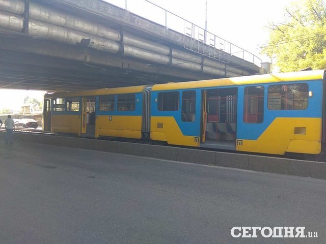 Там було справжнє пекло!!! В Миколаєві озброєна парочка розстріляла трамвай