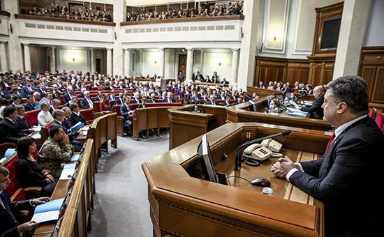 “Напівтварине існування…”: Депутатам запропонували протягнути на українську пенсію