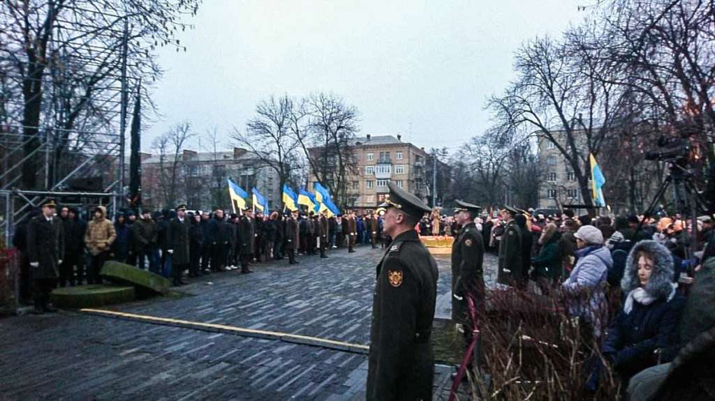 Вшанування жертв голодоморів в Києві: одного з солдатів почесного караулу забрала швидка