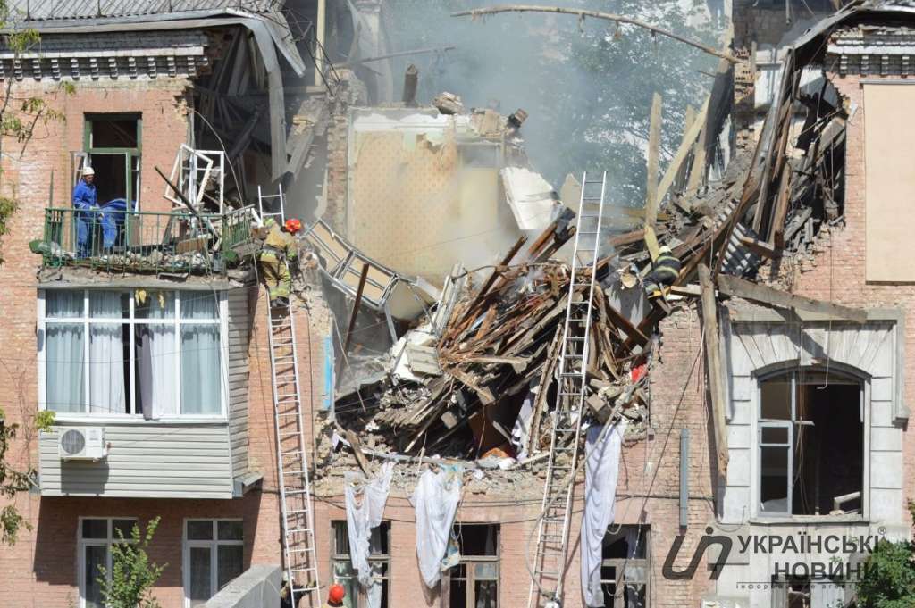 В Києві у житловому будинку вибухнула граната, є загиблий