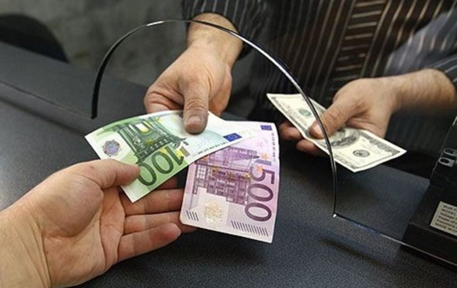 Правила покупки валюти змінилися: що чекає українців