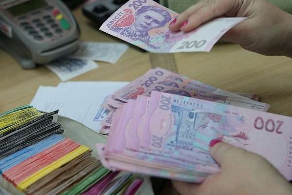 “4 425 гривень…”: Стали відомі подробиці зростання мінімальної зарплати вже 1 січня 2018 року
