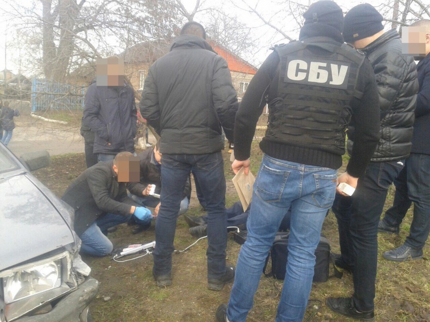 У Кіровограді поліцейського, який попався на хабарі, відпустили додому