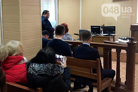 В Одесі поліцейські слідчі привласнили собі 120 тисяч доларів