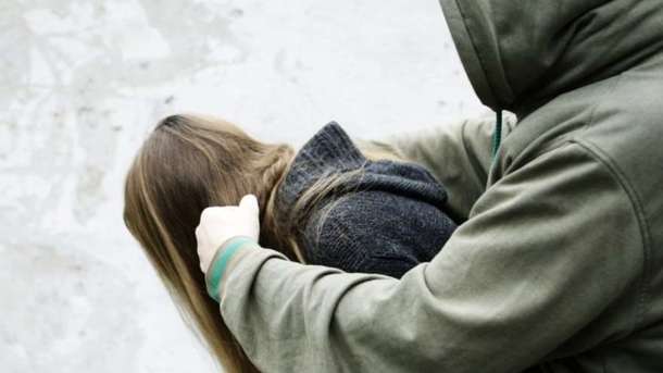 “Використовуючи безпорадний їхній стан”: Чоловік жорстоко згвалтував двох неповнолітніх