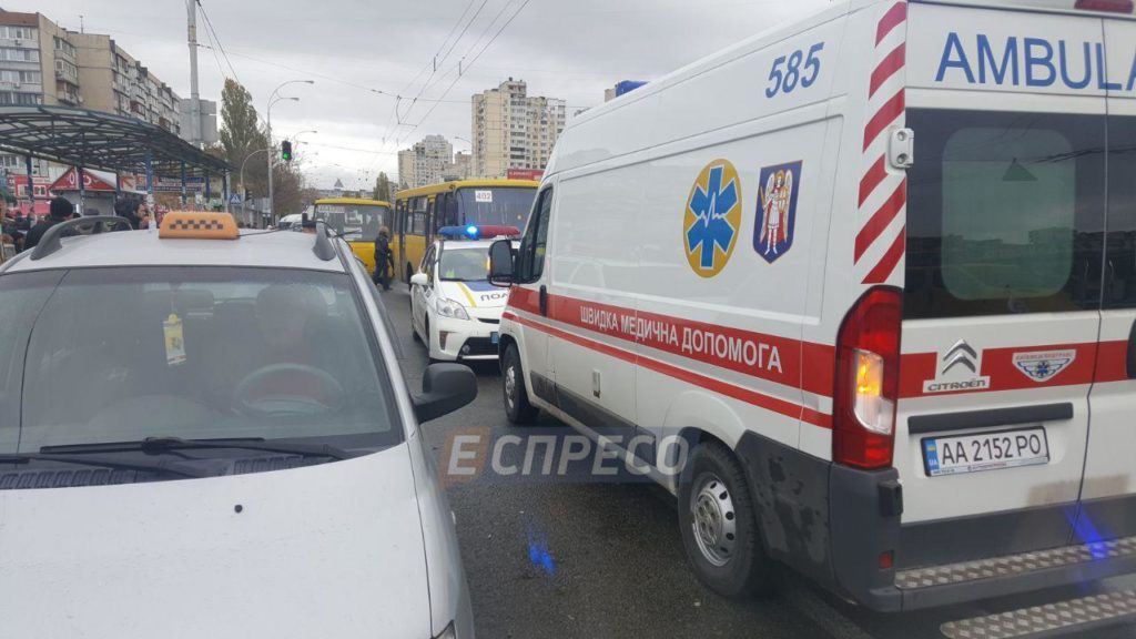 На Вінниччині стався жахливий випадок: під колесами автомобіля загинув пішохід