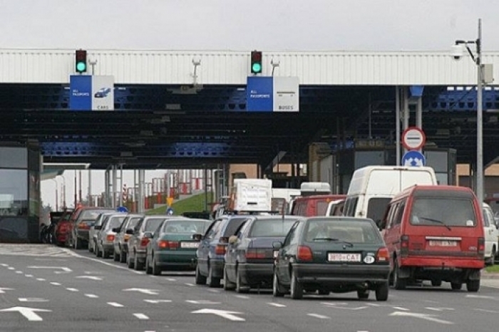 “Не випустять за кордон і не дадуть керувати автомобілем…”: Кого з українців стосуватиметься новий закон