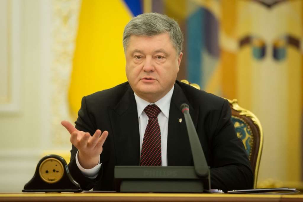 “Повинні поліпшити економічні і соціальні показники”: Вся правда про нові закони, які торкнуться кожного українця