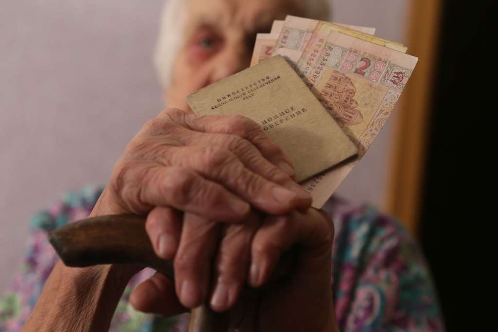“Буде зменшуватися з кожним…”: Чого насправді чекати українським пенсіонерам