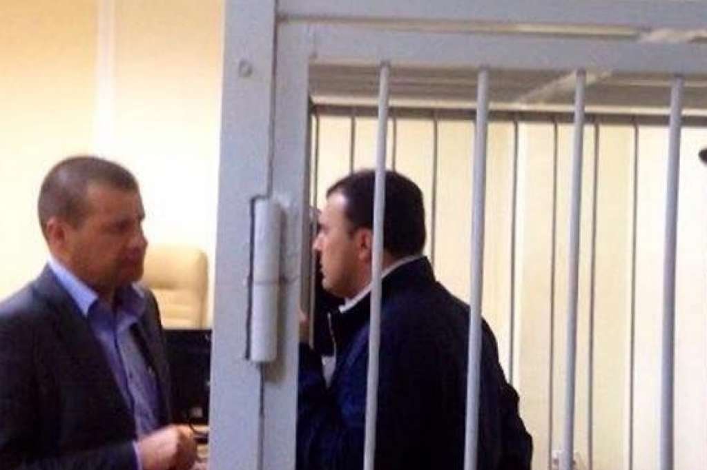Підозрюваний в розкраданні коштів і замаху на вбивство відомий депутат затриманий під Києвом